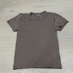 Aritzia Short Sleeve Tee
